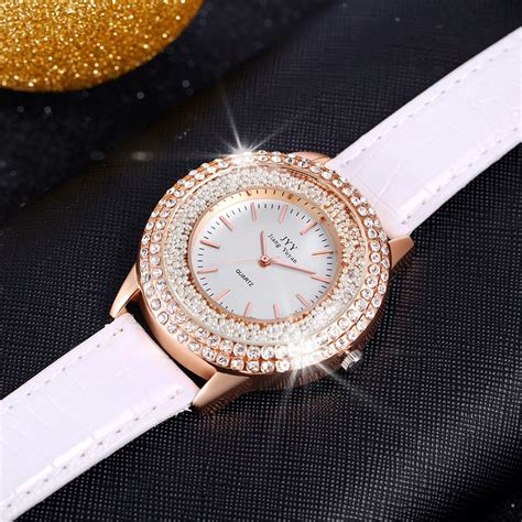 feminine gold watches.